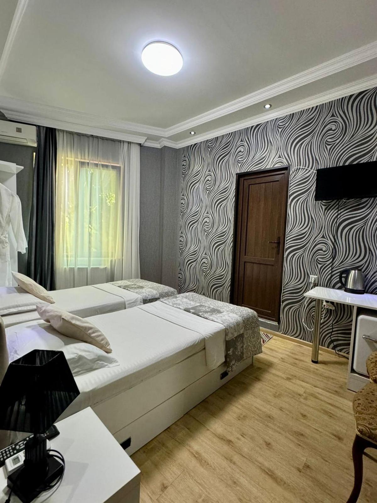 Aisi Kutaisi Hotel Exterior photo
